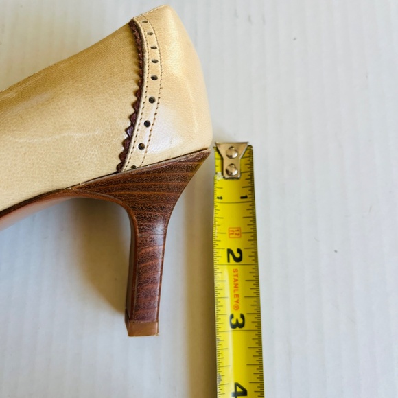 COACH VTG Sz 7.5 Camel Color Leather Cathy Spectator Pump Heels Shoes Slip On - Picture 7 of 10
